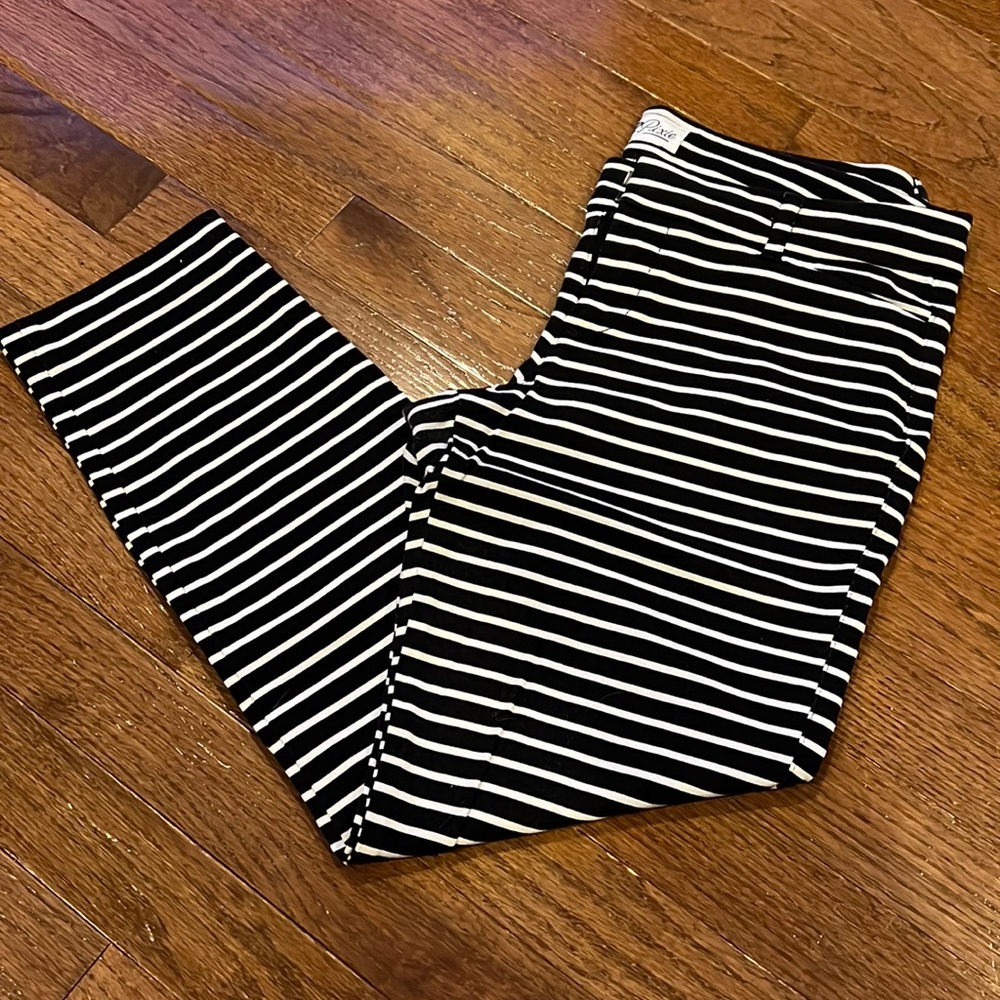 Old Navy Pixie pants - size 6